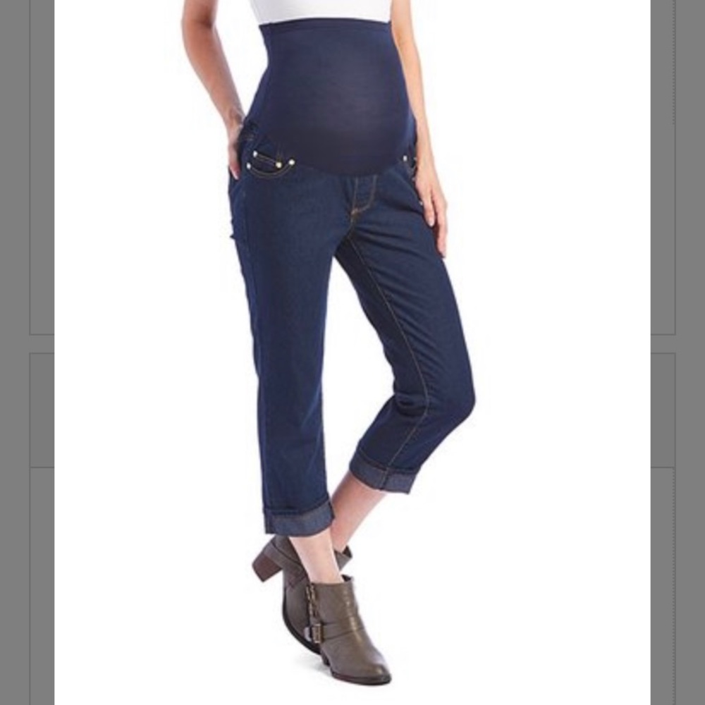 *NWT* Times Two Maternity Capri Jeans